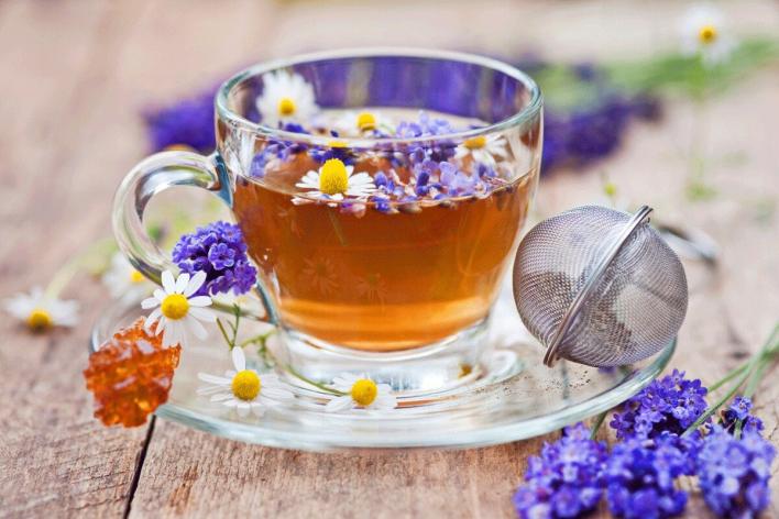 Травяные, цветочные и ягодные чаи